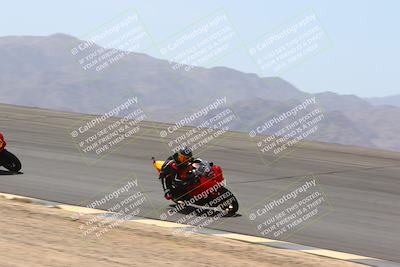 media/Apr-10-2022-SoCal Trackdays (Sun) [[f104b12566]]/Bowl (11am)/